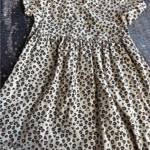 H&M Girls Leopard Print Short Sleeve Dress in Beige and Brown
